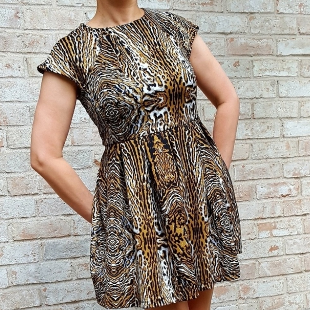 Romeo + Juliet leopard dress S